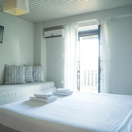 Апартаменты Melies- Seaside Boutique Хортон