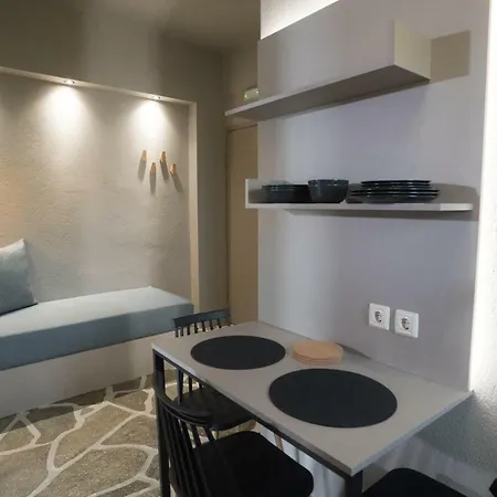 Melies- Seaside Boutique Апартаменты *