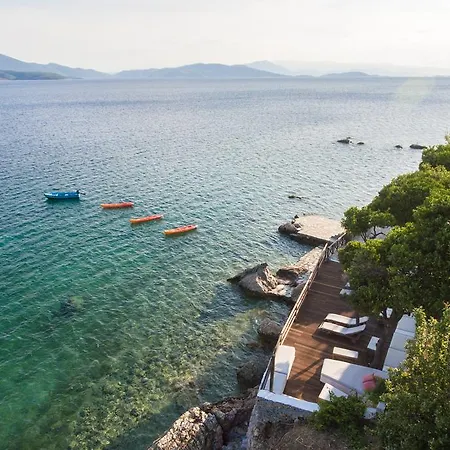 Melies- Seaside Boutique Khorto