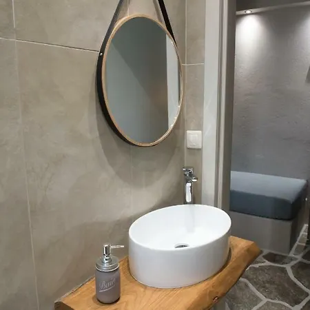 Melies- Seaside Boutique צ'ורטו