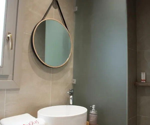 Melies- Seaside Boutique * Khorto